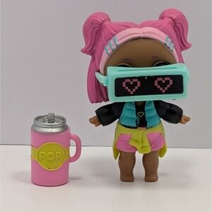 LOL Surprise V.R.Q.T. Doll Series 3 Confetti Pop 3-034 Outfit Sunglasses Bottle
